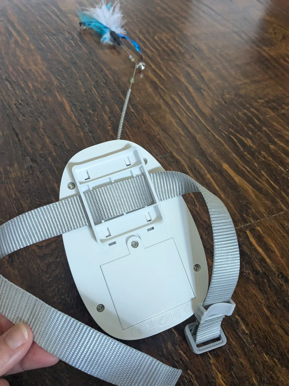 Automatic Interactive Cat Wand Toy - White & Lime